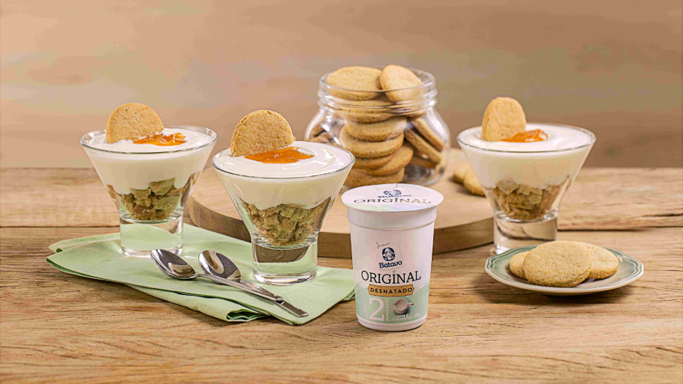 Speculoos com Iogurte e Geleia de Damasco 